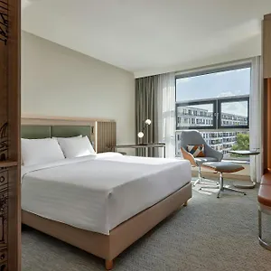 Courtyard By Marriott Center Берлин