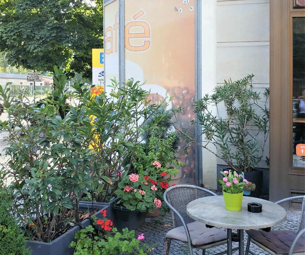 **  Hotel M68 Berlin Almanya